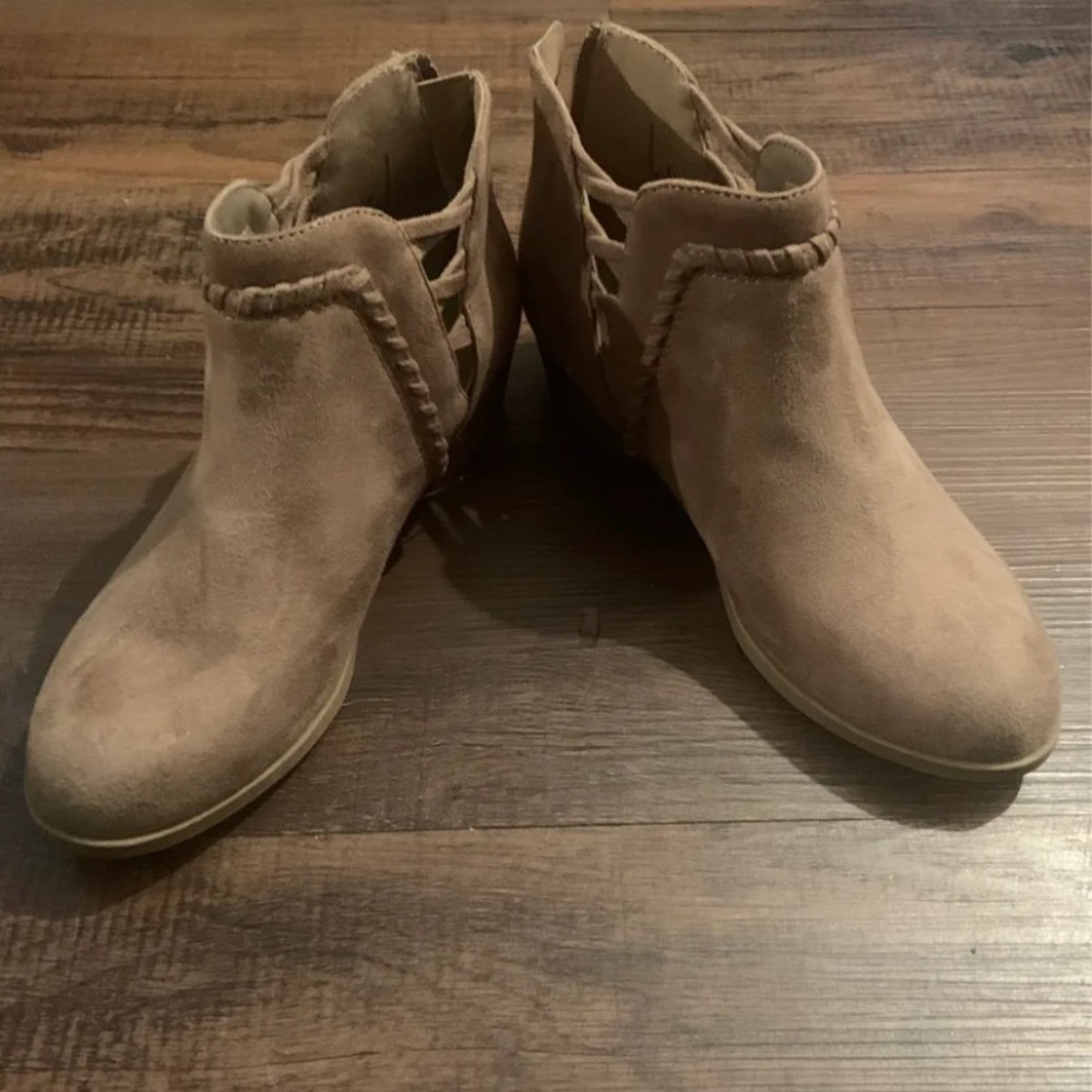 Booties - Picture 3 of 3